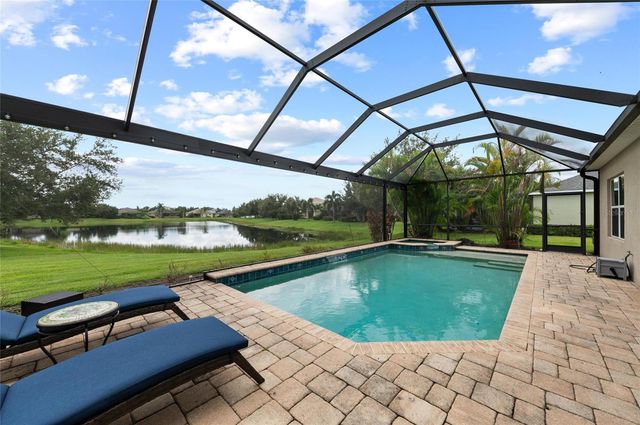 12051 FOREST PARK CIRCLE, Bradenton, FL 34211