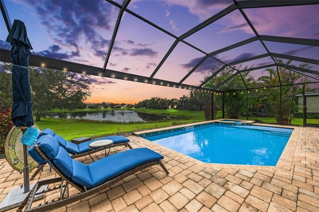 12051 FOREST PARK CIRCLE, Bradenton, FL 34211