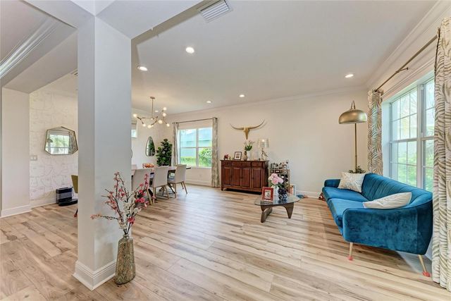 12051 FOREST PARK CIRCLE, Bradenton, FL 34211