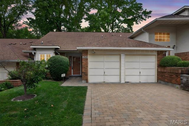 12950 Autumn View Drive, Unincorporated, MO 63146