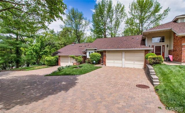 12950 Autumn View Drive, Unincorporated, MO 63146