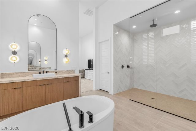 10824 Agate Cliffs Avenue, Las Vegas, NV 89135