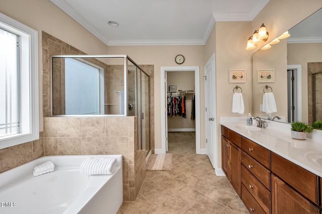 516 Walker Ranch Drive, Fuquay Varina, NC 27526
