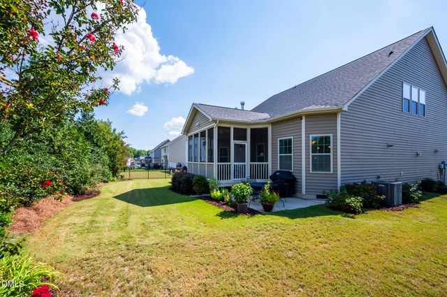 516 Walker Ranch Drive, Fuquay Varina, NC 27526