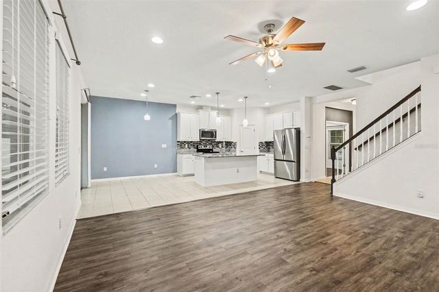 12112 LEDBURY COMMONS DRIVE, Gibsonton, FL 33534