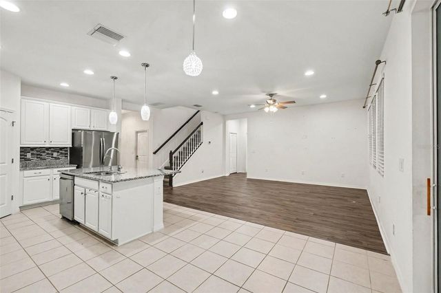 12112 LEDBURY COMMONS DRIVE, Gibsonton, FL 33534