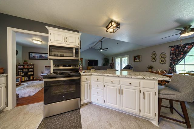 48 Alisa Circle, Melbourne, AR 72556