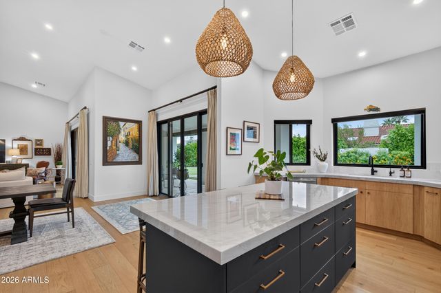 12638 N 78TH Street, Scottsdale, AZ 85260