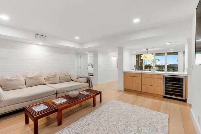 19670 Beach Road 514, Tequesta, FL 33469