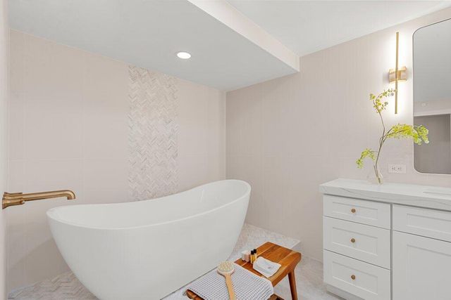 19670 Beach Road 514, Tequesta, FL 33469