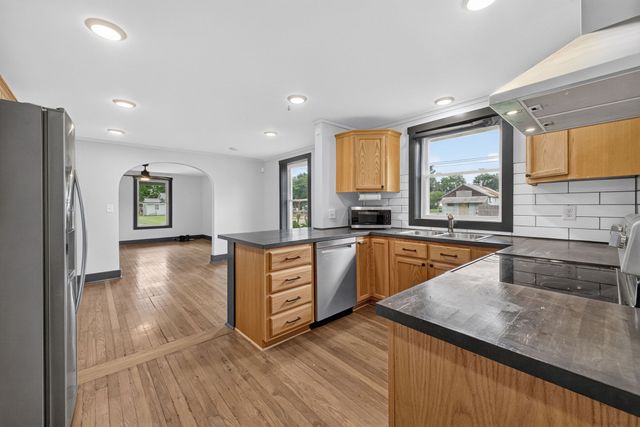 502 5th St, Lawrenceburg, TN 38464