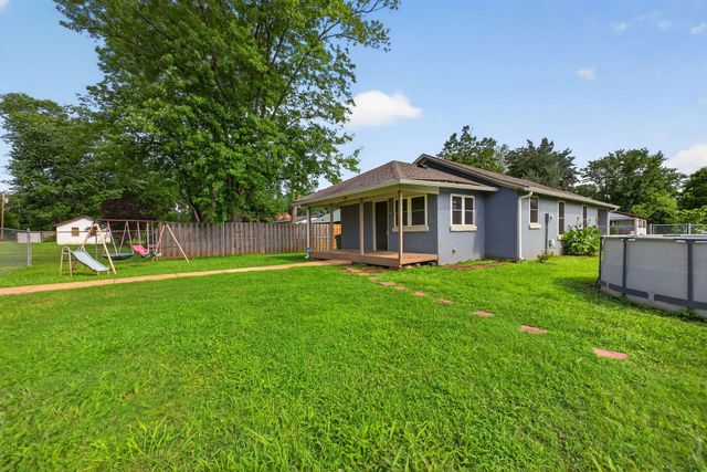 502 5th St, Lawrenceburg, TN 38464