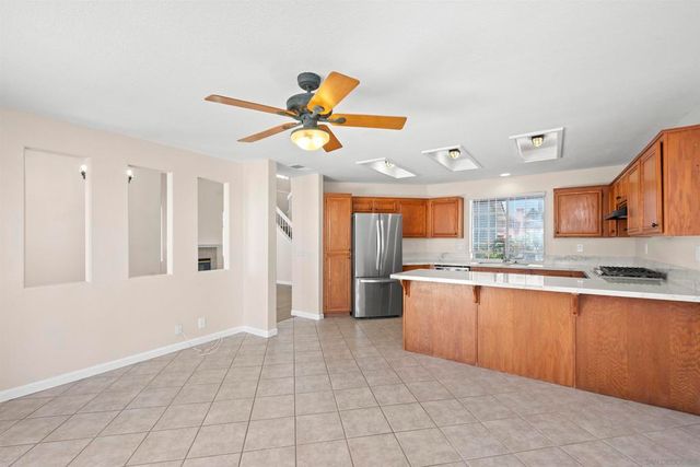 724 Cardona Ave, Chula Vista, CA 91910