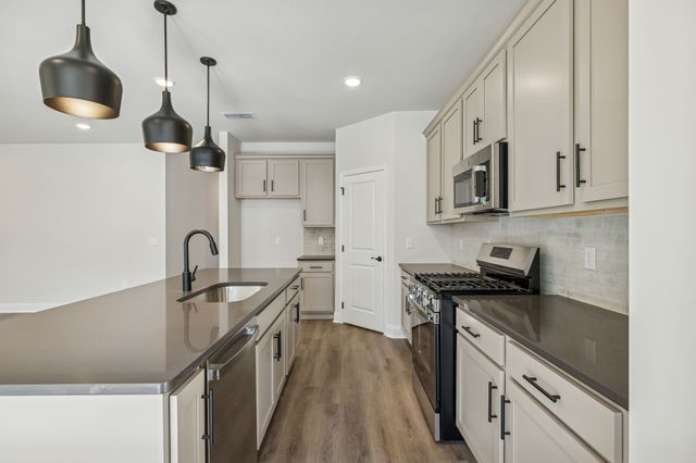 340 Stonehaus Circle, Antioch, TN 37013