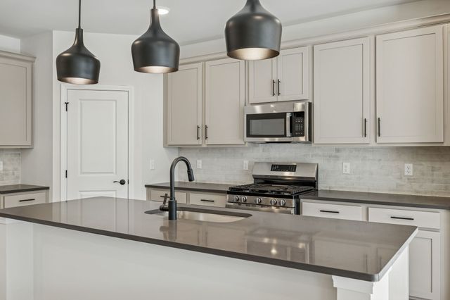 340 Stonehaus Circle, Antioch, TN 37013