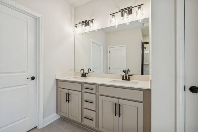 340 Stonehaus Circle, Antioch, TN 37013