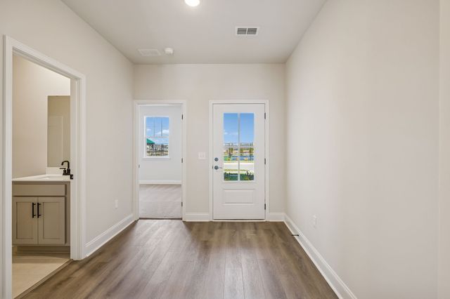 340 Stonehaus Circle, Antioch, TN 37013