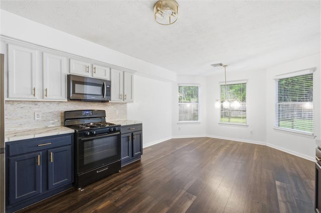 24407 Strong Pine Drive, Houston, TX 77336