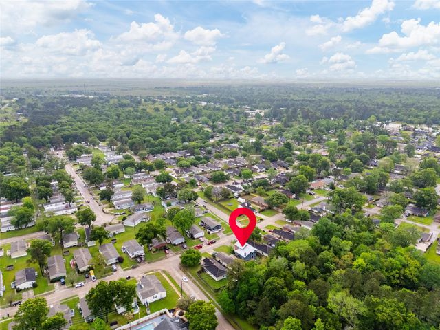 24407 Strong Pine Drive, Houston, TX 77336