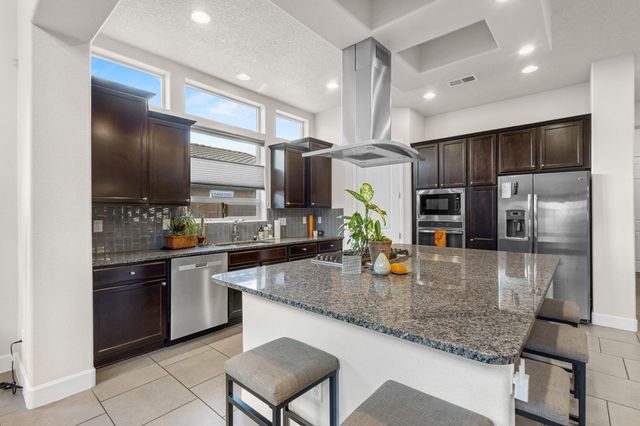 8609 Chilte Pine Road NW, Albuquerque, NM 87120