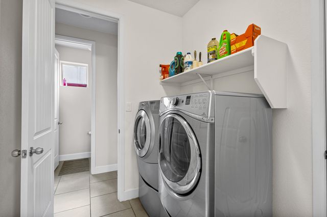 8609 Chilte Pine Road NW, Albuquerque, NM 87120