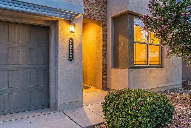 8609 Chilte Pine Road NW, Albuquerque, NM 87120