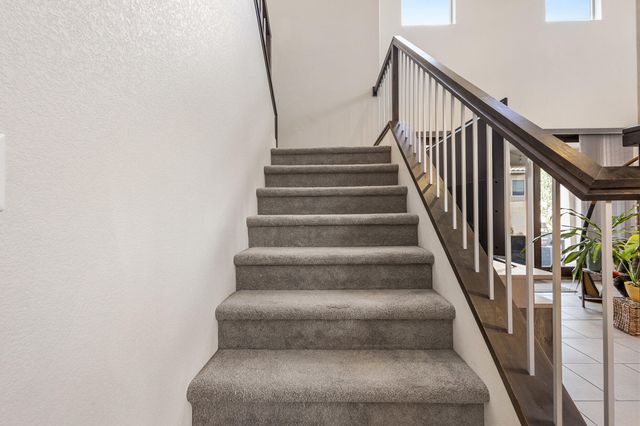 8609 Chilte Pine Road NW, Albuquerque, NM 87120