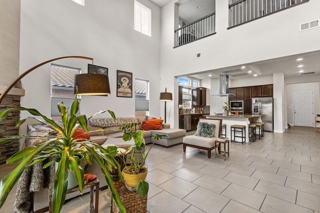 8609 Chilte Pine Road NW, Albuquerque, NM 87120