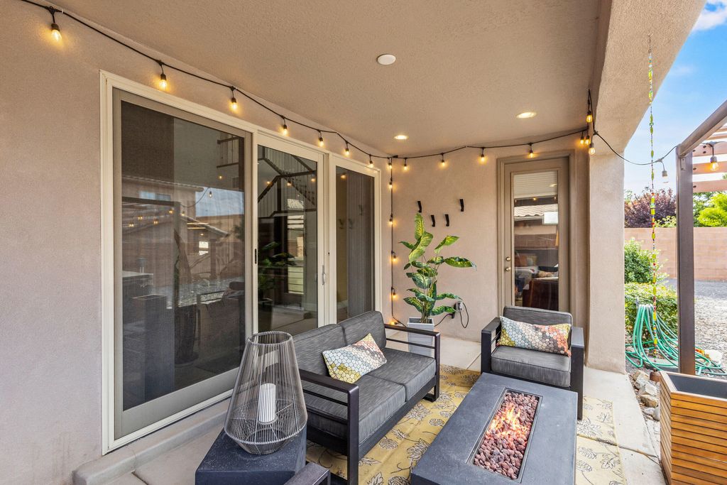 Image 37 of property listing at 8609 Chilte Pine Road NW, Albuquerque, NM 87120