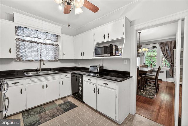 1131 OAK HILL AVE, Hagerstown, MD 21742