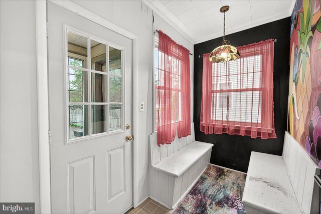 1131 OAK HILL AVE, Hagerstown, MD 21742