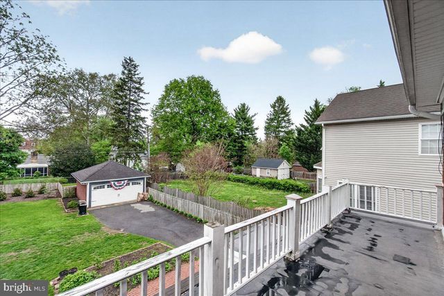 1131 OAK HILL AVE, Hagerstown, MD 21742
