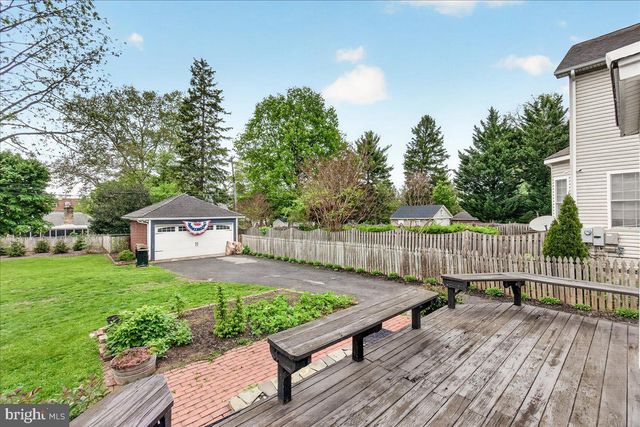 1131 OAK HILL AVE, Hagerstown, MD 21742
