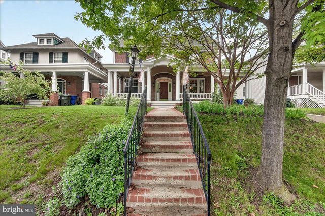 1131 OAK HILL AVE, Hagerstown, MD 21742
