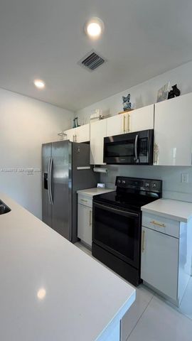 24600 SW 129 12, Homestead, FL 33032