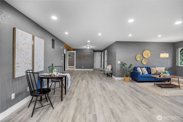 9371 Willamette Meridian Road NW, Silverdale, WA 98383