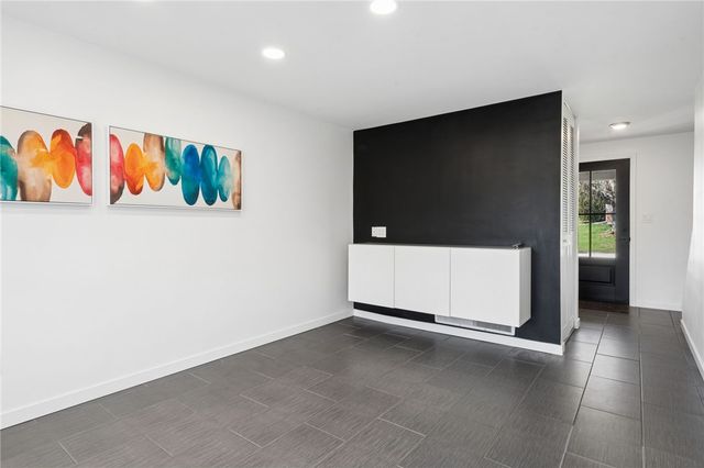 117 Mohawk Drive, Hempfield Twp, PA 15601