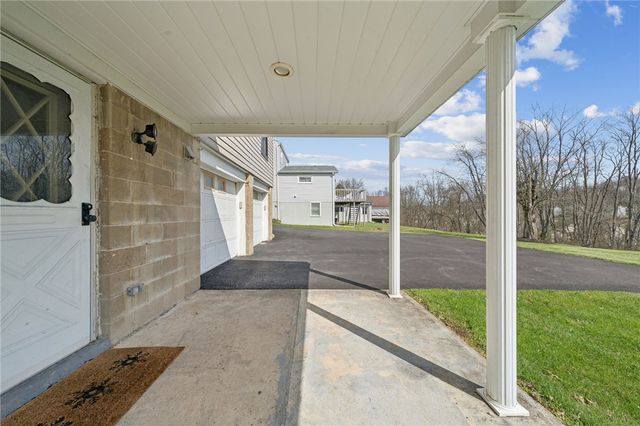 117 Mohawk Drive, Hempfield Twp, PA 15601