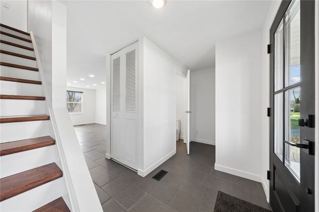 117 Mohawk Drive, Hempfield Twp, PA 15601