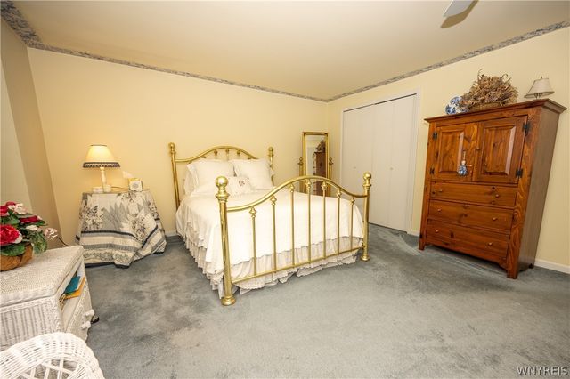 50 Hamlin Sq H, Amherst, NY 14221