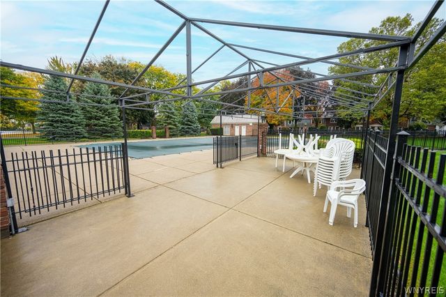 50 Hamlin Sq H, Amherst, NY 14221