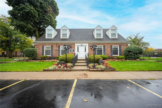 50 Hamlin Sq H, Amherst, NY 14221