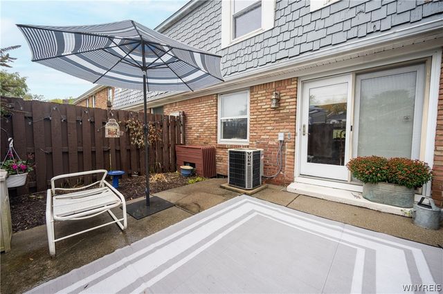 50 Hamlin Sq H, Amherst, NY 14221