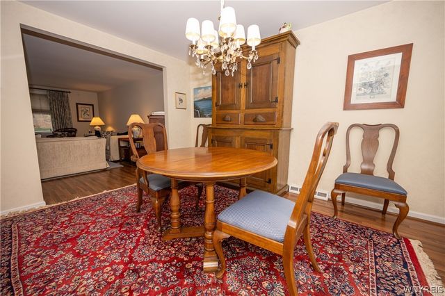 50 Hamlin Sq H, Amherst, NY 14221