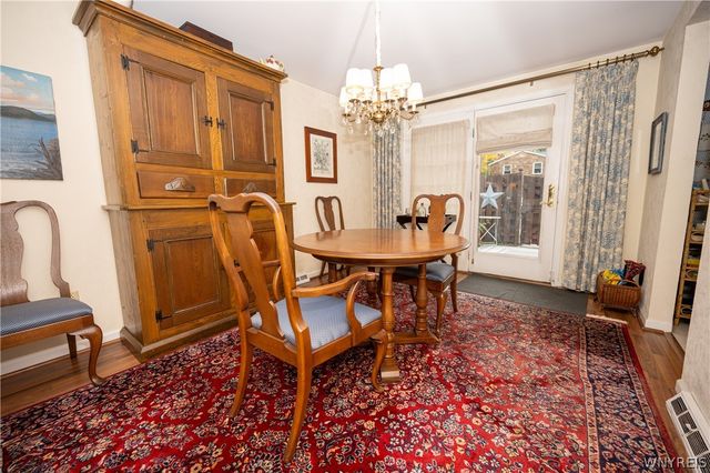 50 Hamlin Sq H, Amherst, NY 14221