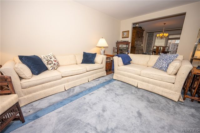 50 Hamlin Sq H, Amherst, NY 14221