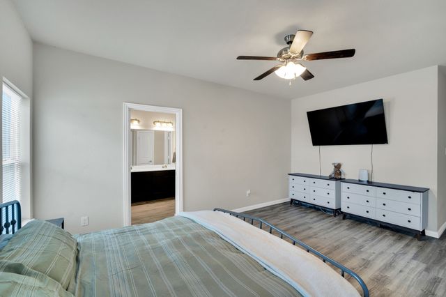 503 Woodhaven Drive, Waxahachie, TX 75165