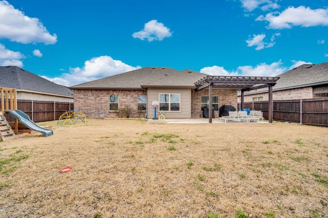 503 Woodhaven Drive, Waxahachie, TX 75165
