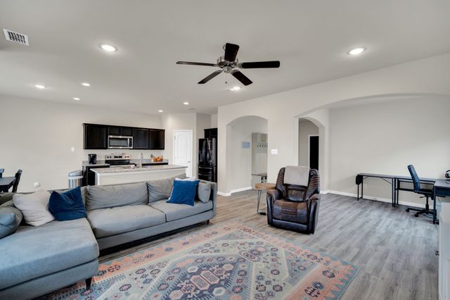 503 Woodhaven Drive, Waxahachie, TX 75165