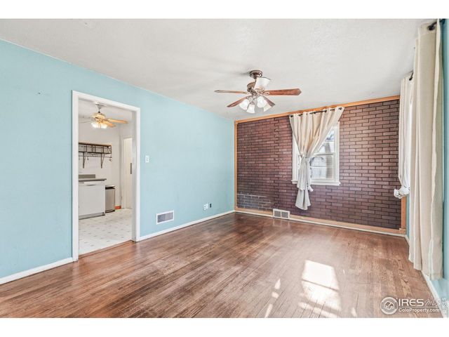 2430 14th Ave Ct, Greeley, CO 80631